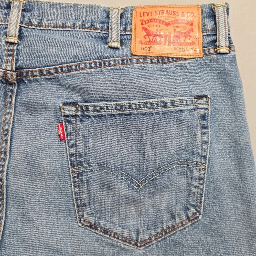 Levi's 501 Original Fit Jeans Mens 38x34 Blue Medium Button Fly Straight Whisker